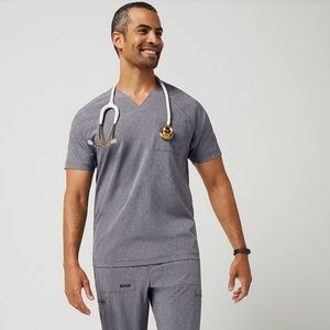 Jaanuu Men’s V-Neck Raglan Scrub Top